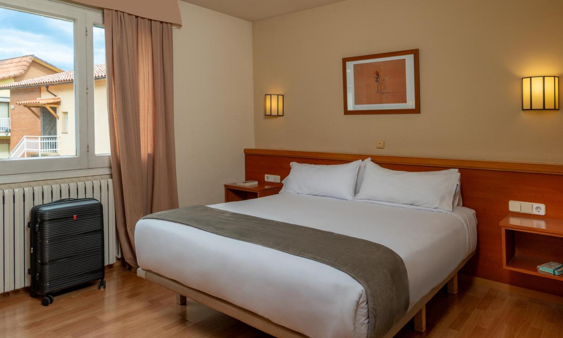 Estel Hotel 2*