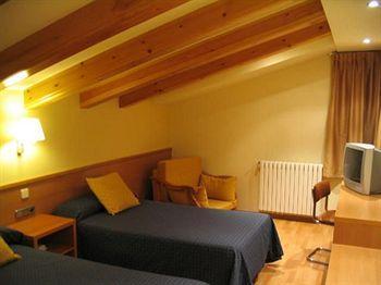 Estel 2* Berga